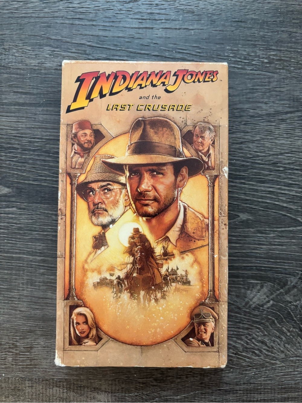 INDIANA JONES